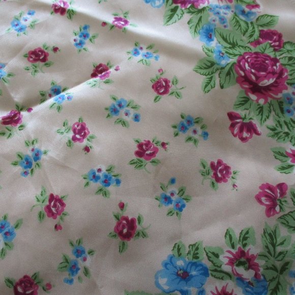 Vintage floral scarf - Picture 7 of 7